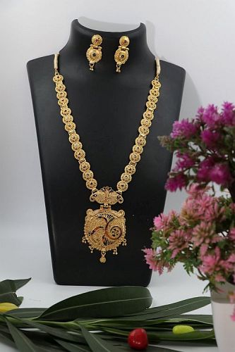 Long Necklace Set With Eaarrings - 