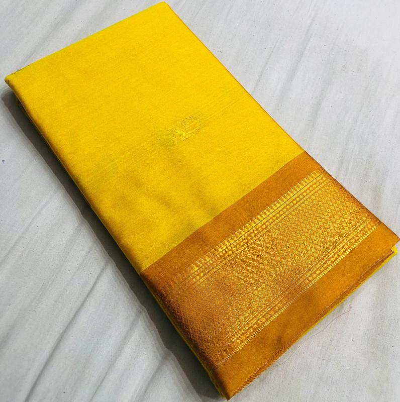 Trupti's  Banarasi silk saree - Free size